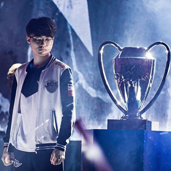 Xiaohao采访：没什么压力队伍氛围很好 虎哥很沉稳让人很安心