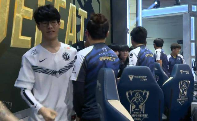 狂！赛后采访Leyan：我玩野核打野的话，有机会赢所有其他的打野！