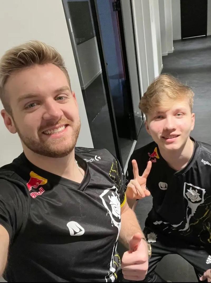 金晶洙更新ins：希望我能尽快回到大名单